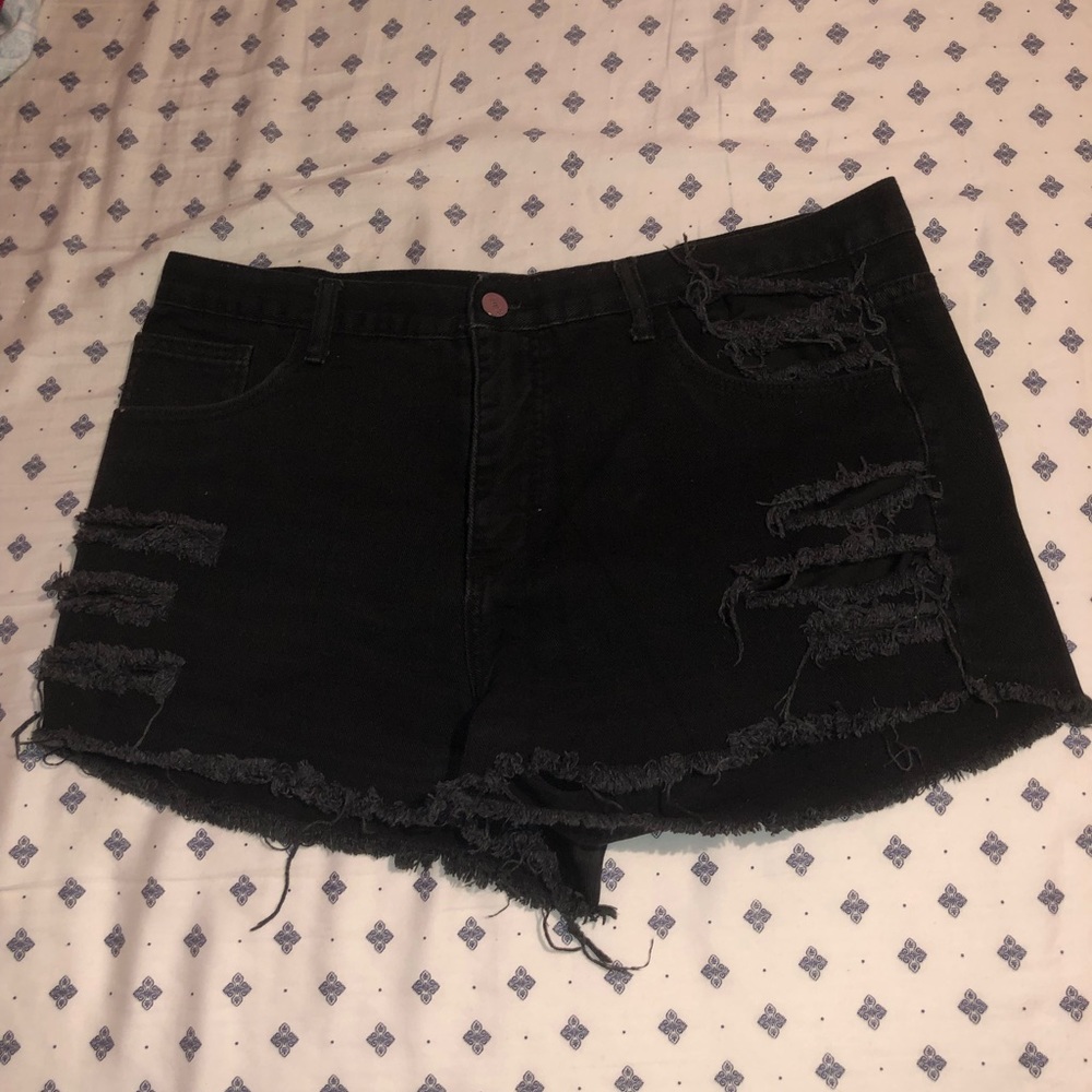 Black high waisted shorts